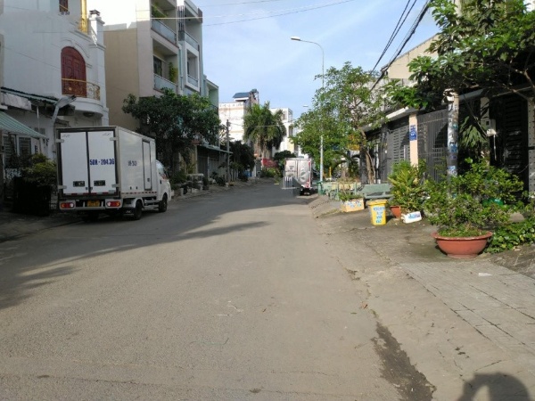 Bán nhà 4 tầng khu phân lô tại Đường Võ Văn Hát, Phường Long Phước, Quận 9, Hồ Chí Minh